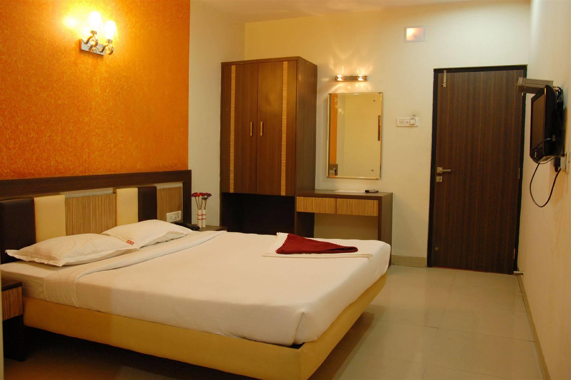 העיר בנגלור Hotel Enzo International מראה חיצוני תמונה